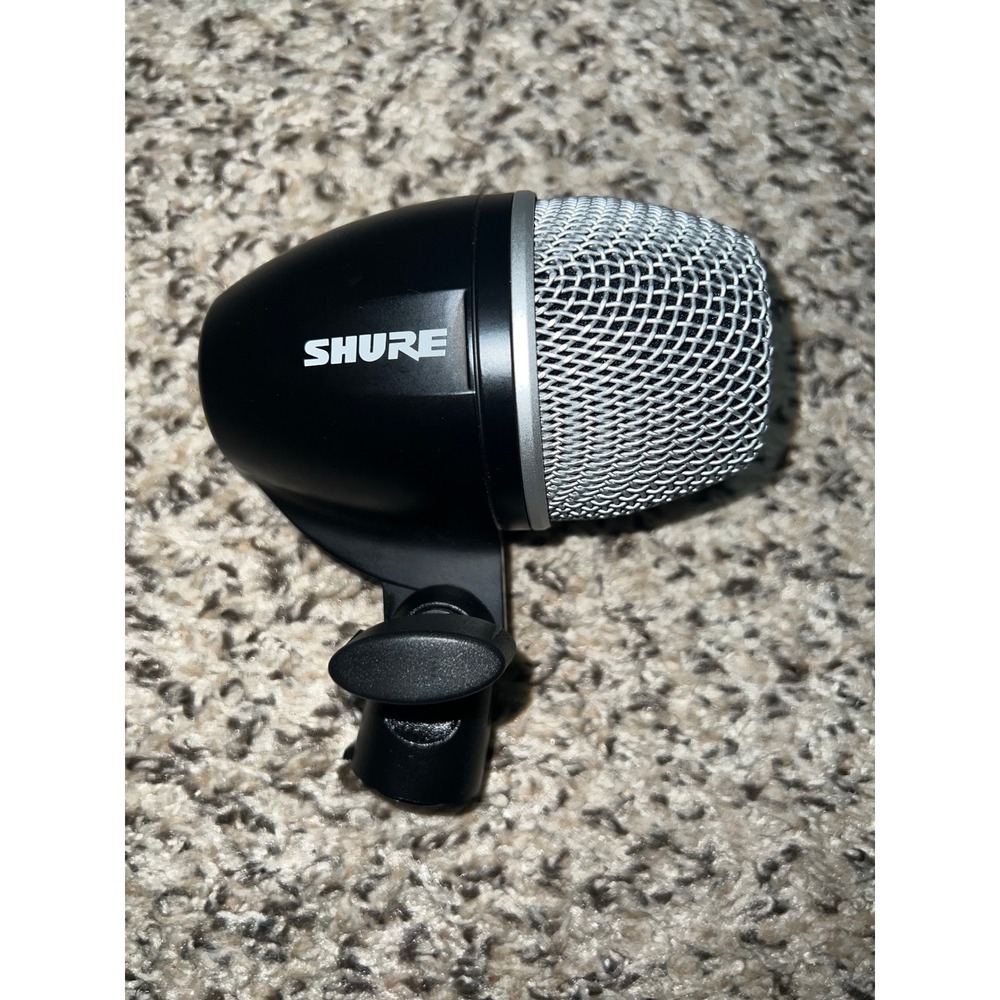 Shure PG52 Cardioid Dynamic Kick Drum Microphone Black Silver Mic